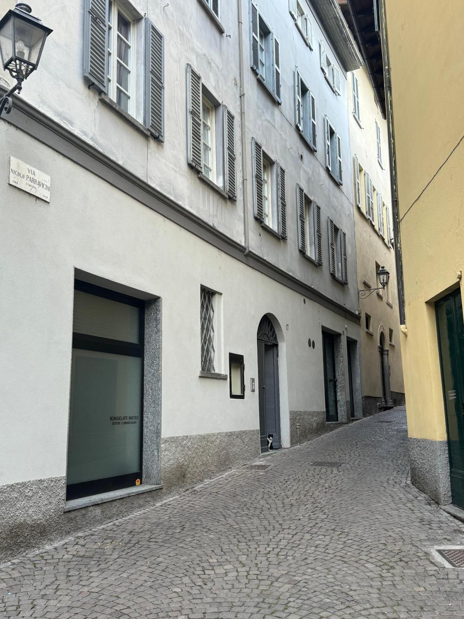 Casa Parravicini Apartment Sondrio Exterior photo