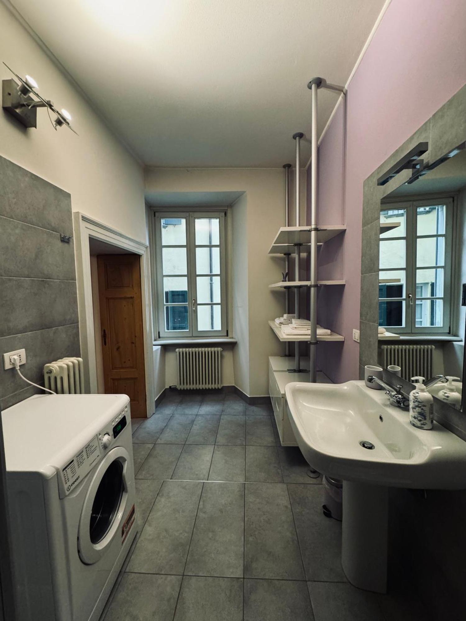 Casa Parravicini Apartment Sondrio Exterior photo